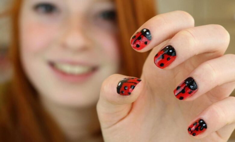 Red and Black Nails